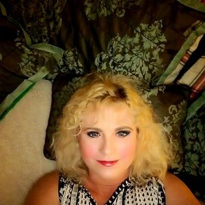 Meet your Posher, Marey